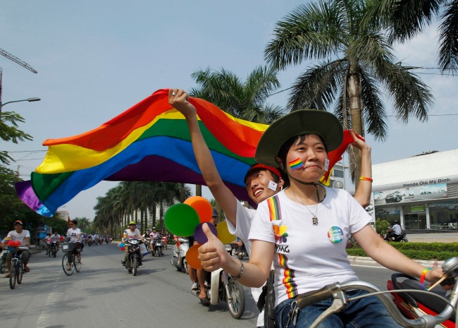 Vietnam legalizes same sex wedding ceremonies Vietnam legalizes same sex wedding ceremonies