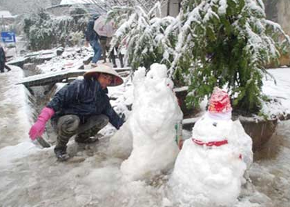 Snow falls in Northern Vietnam